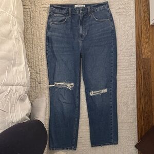 NWT Abercrombie 28 Short Ankle Straight Ultra High Rise Jeans